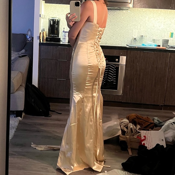 One shoulder champagne maxi dress - Picture 2 of 3